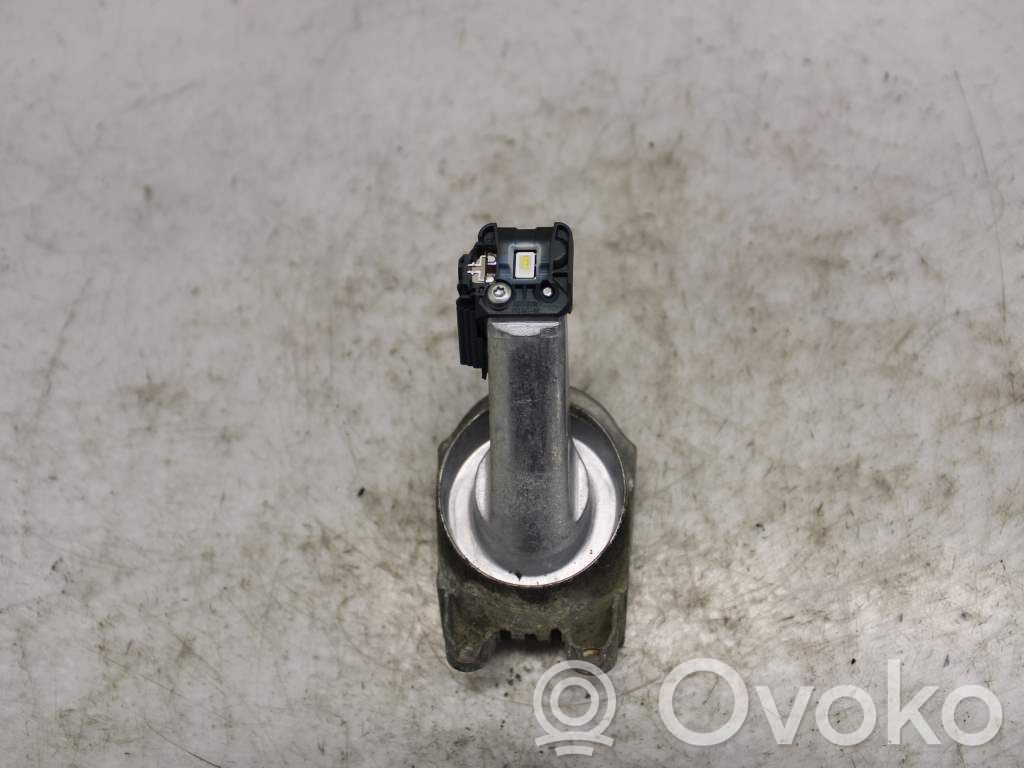 Frontblinker   00675091,136787,63117268653