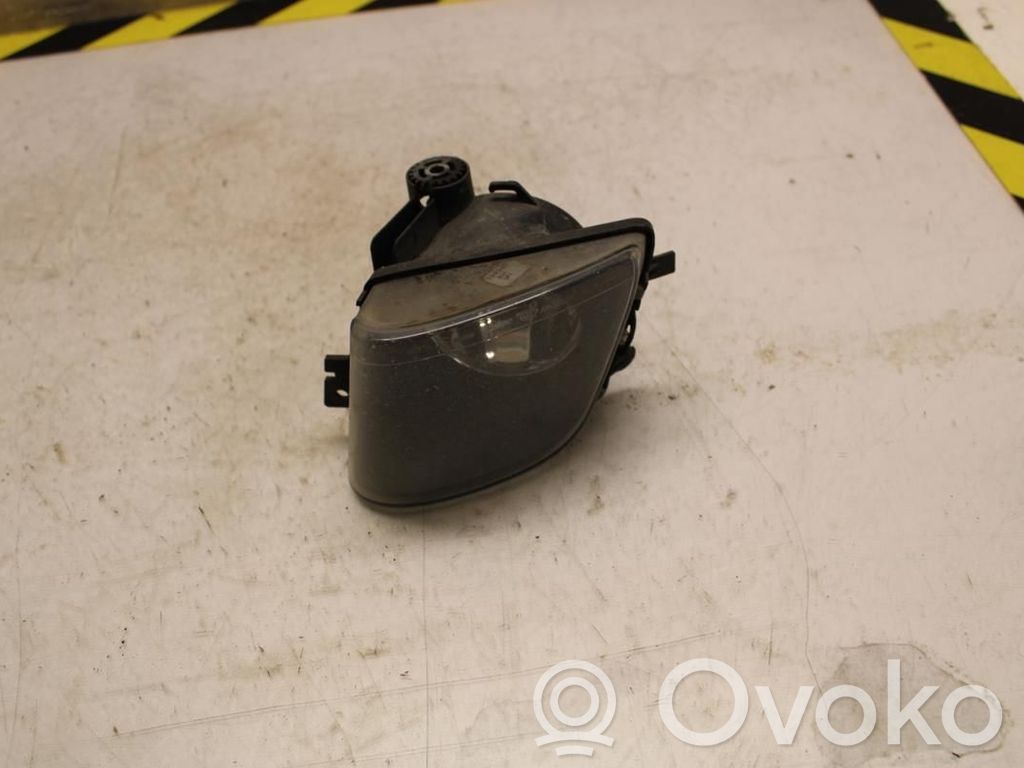 BMW 7 F01 F02 F03 F04 Światło przeciwmgłowe przednie 