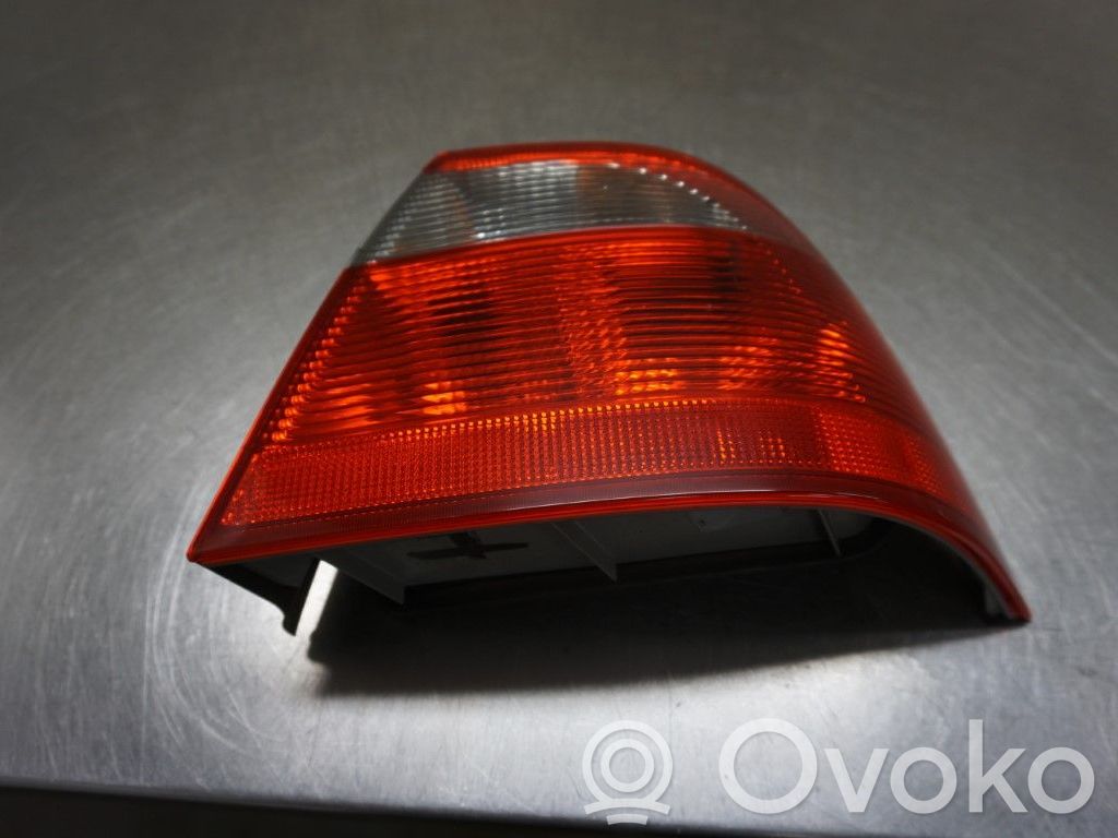 Luz trasera/de freno   32021941,157629