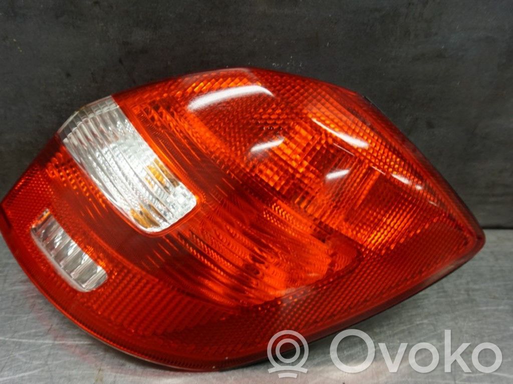 Skoda Fabia Mk2 (5J) Rückleuchte Heckleuchte 