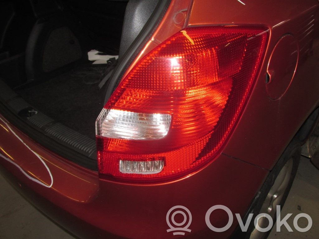 Skoda Fabia Mk2 (5J) Rückleuchte Heckleuchte 