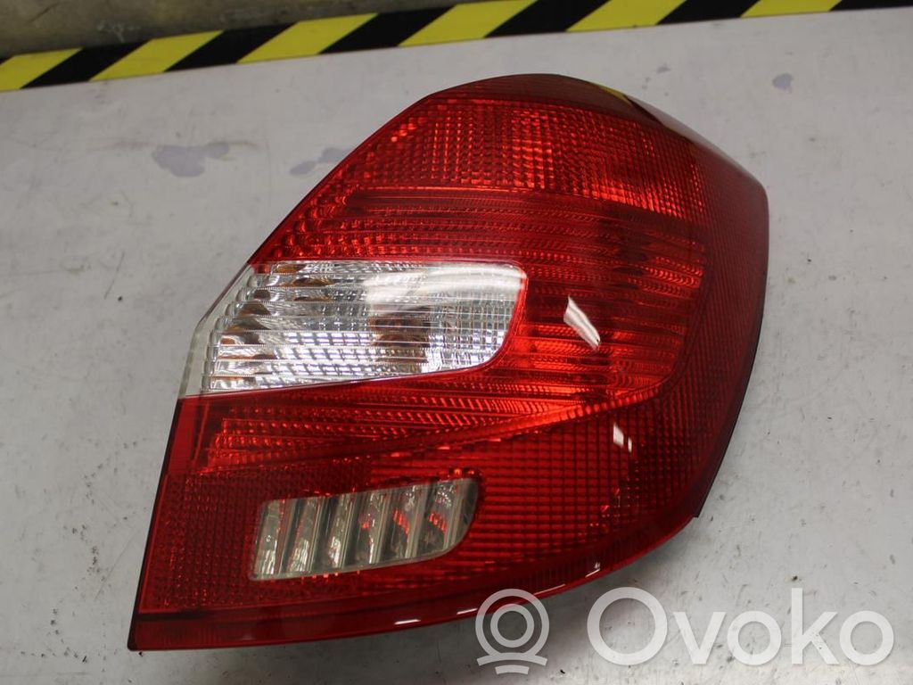 Skoda Fabia Mk2 (5J) Rückleuchte Heckleuchte 