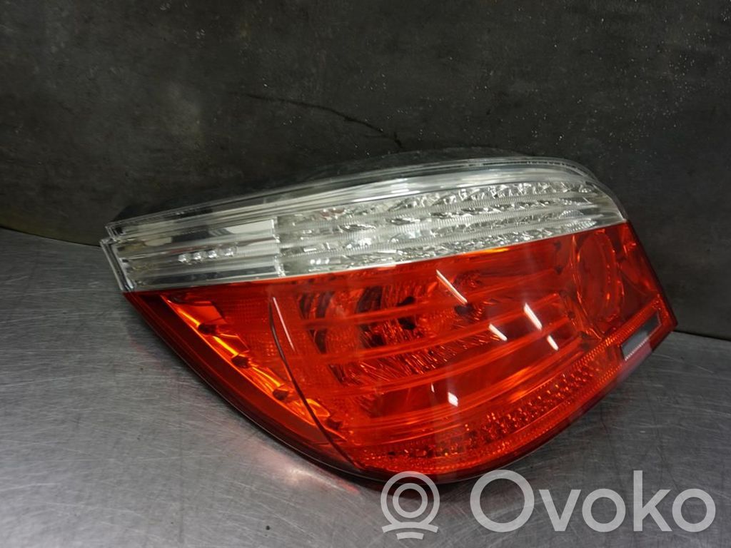 Rear/tail lights   0066613,157057