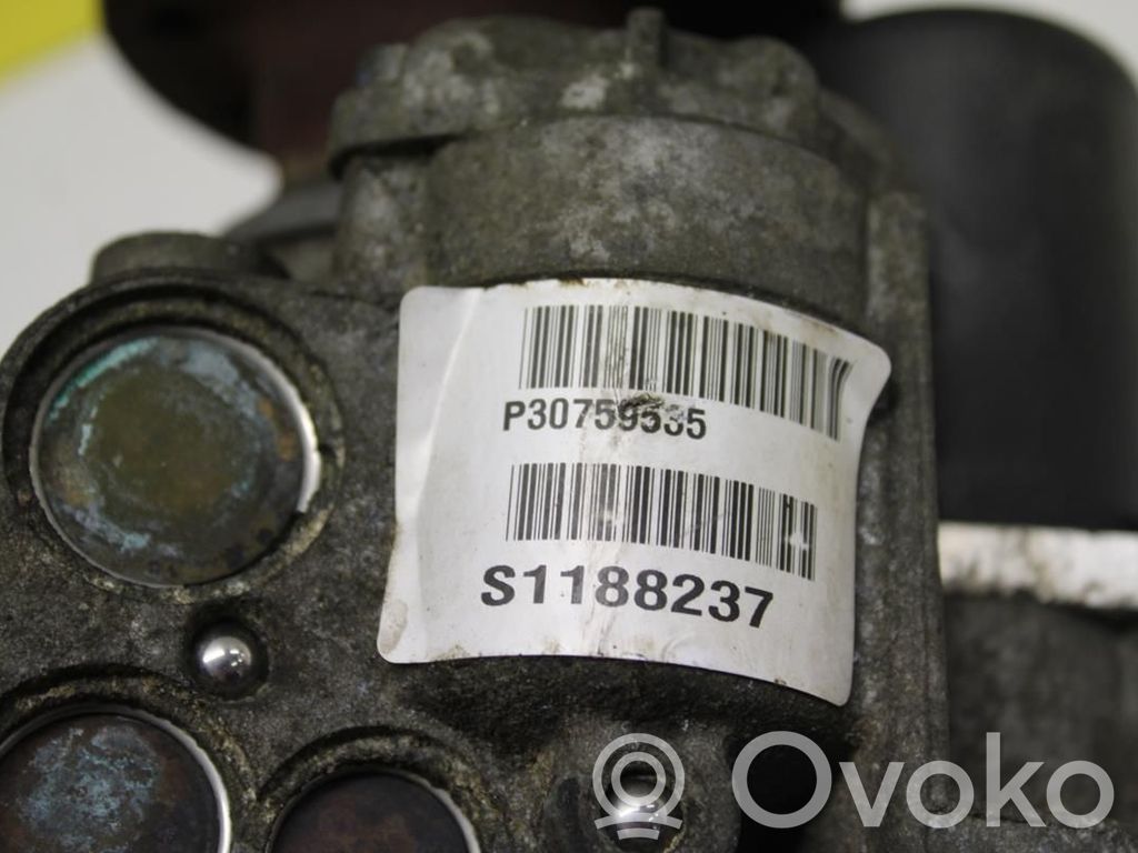 Volvo XC70 Takatasauspyörästö