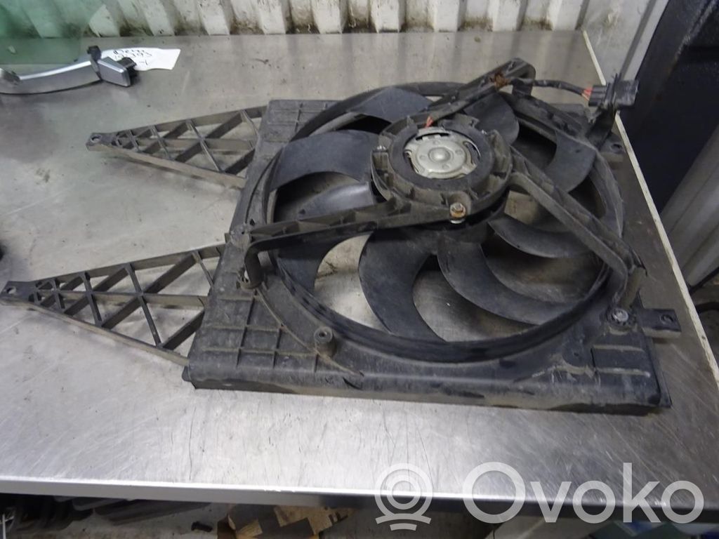 Skoda Fabia Mk2 (5J) Ventilator electric răcire radiator 