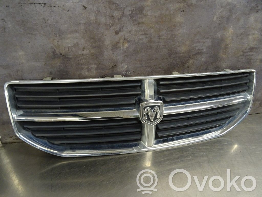 Dodge Caliber Front bumper lower grill 