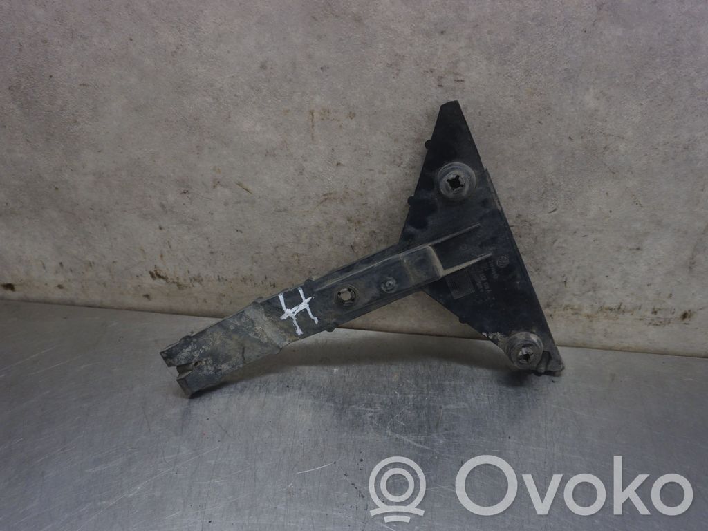 Volkswagen II LT Front bumper mounting bracket 