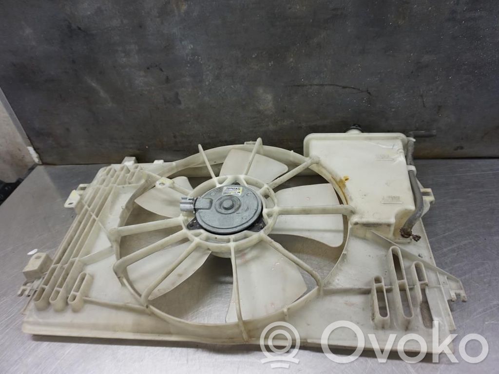 Toyota Corolla E120 E130 Ventilator electric răcire radiator 