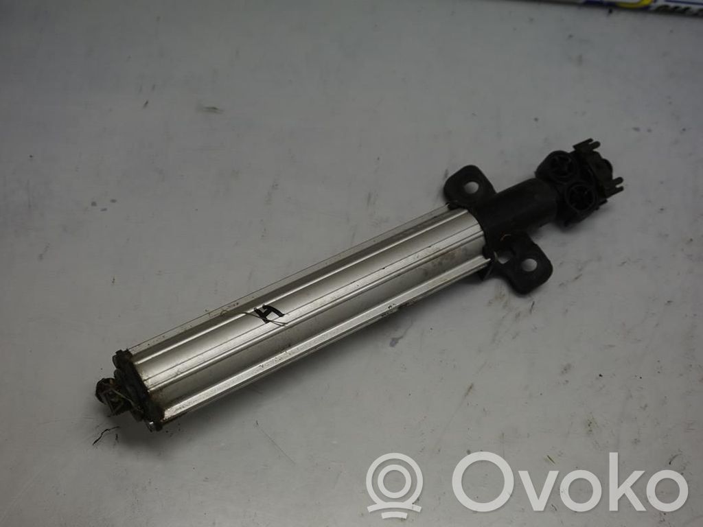 Peugeot 308 Ugello a spruzzo lavavetri per faro 