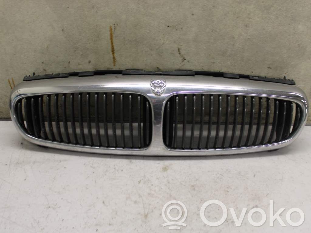 Jaguar X-Type Maskownica / Grill / Atrapa górna chłodnicy 
