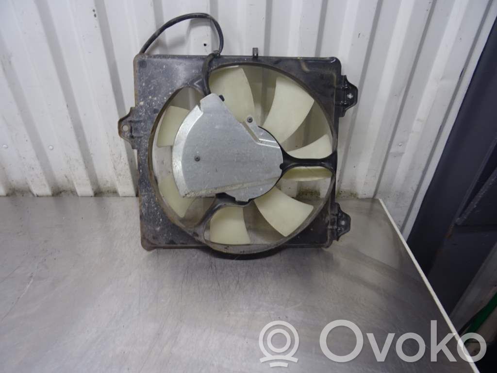Toyota RAV 4 (XA20) Elektryczny wentylator chłodnicy 