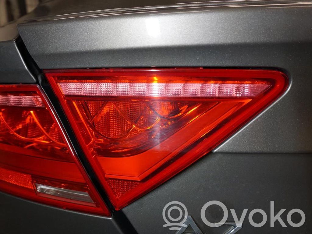 Audi A7 S7 4G Lampă spate în capacul portbagajului 