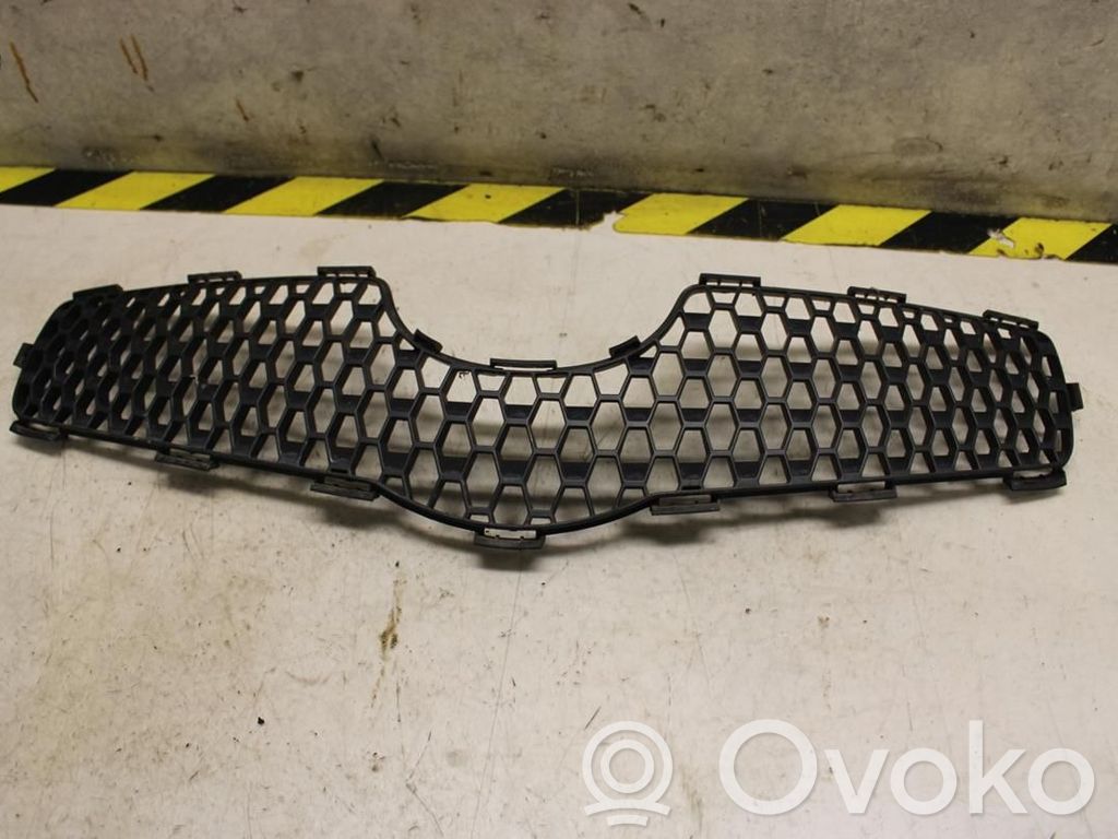 Toyota Yaris Grilă radiator față 
