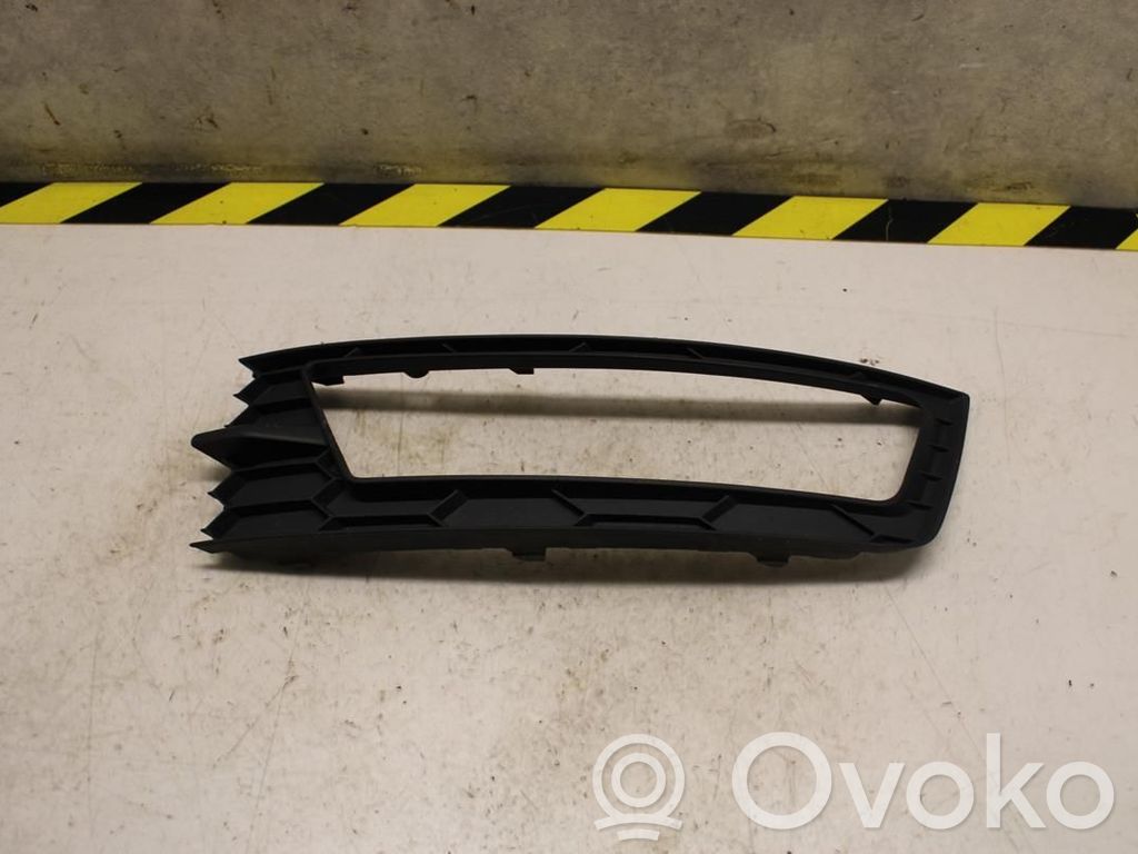 KIA Ceed Etusumuvalon ritilä 