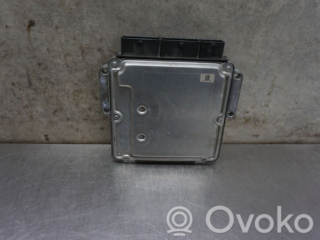 Unité de commande / module d'injection   237103316R