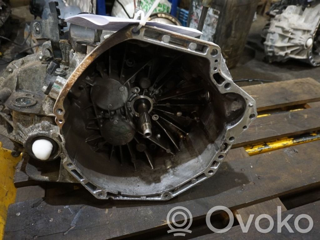 Opel Vivaro Boîte de vitesses manuelle à 6 vitesses