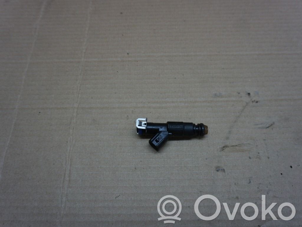 Volvo S40 Inyector de combustible 