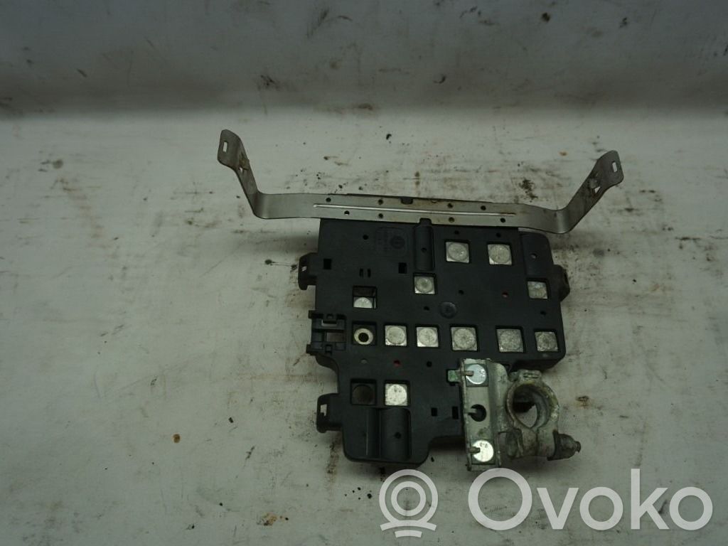Módulo de fusible   241363873R