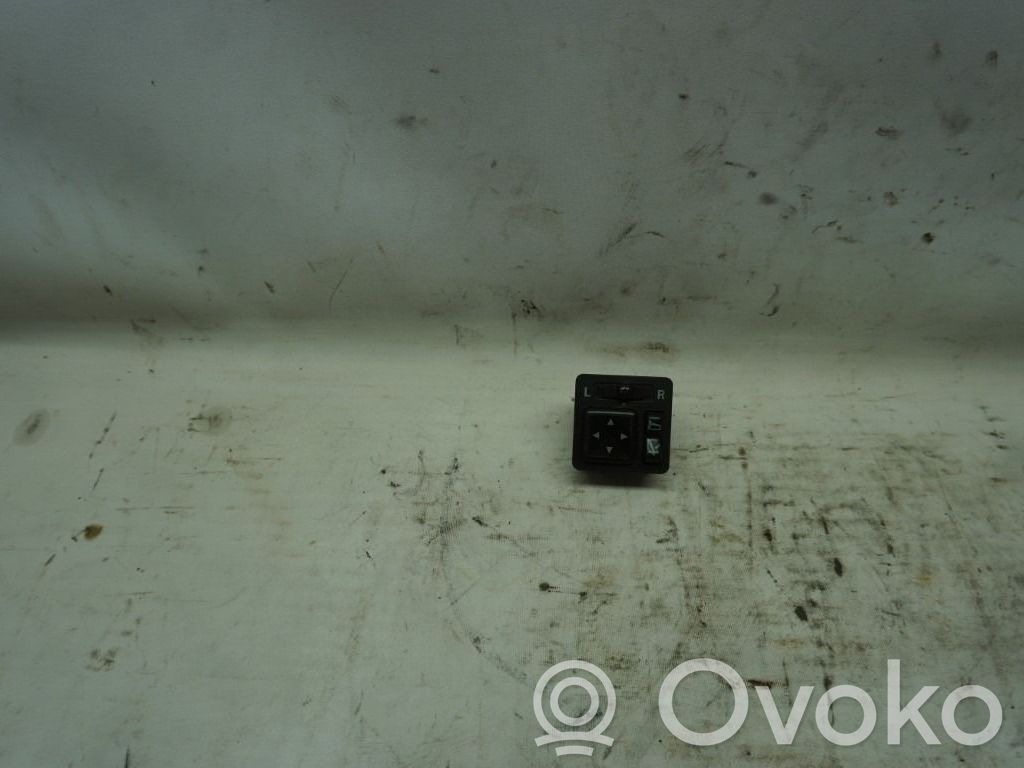 Interruptor del espejo lateral   MR951347