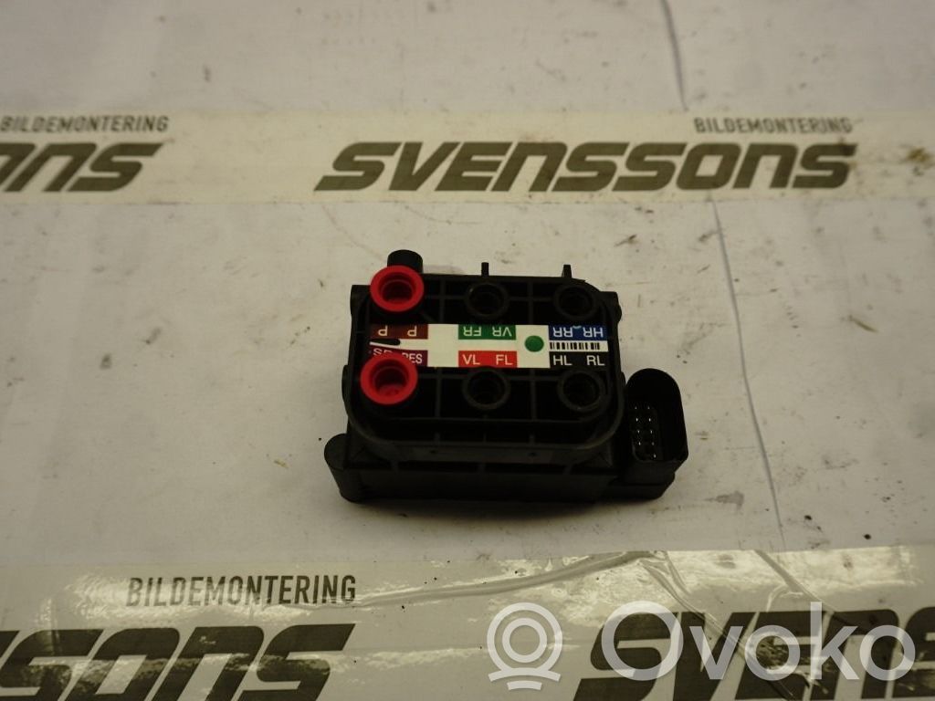 Audi A6 Allroad C7 Bloc supape suspensie pneumatică 