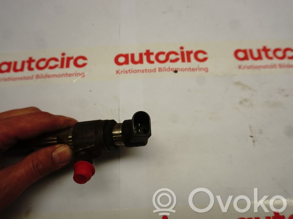 Peugeot 508 Fuel injector 