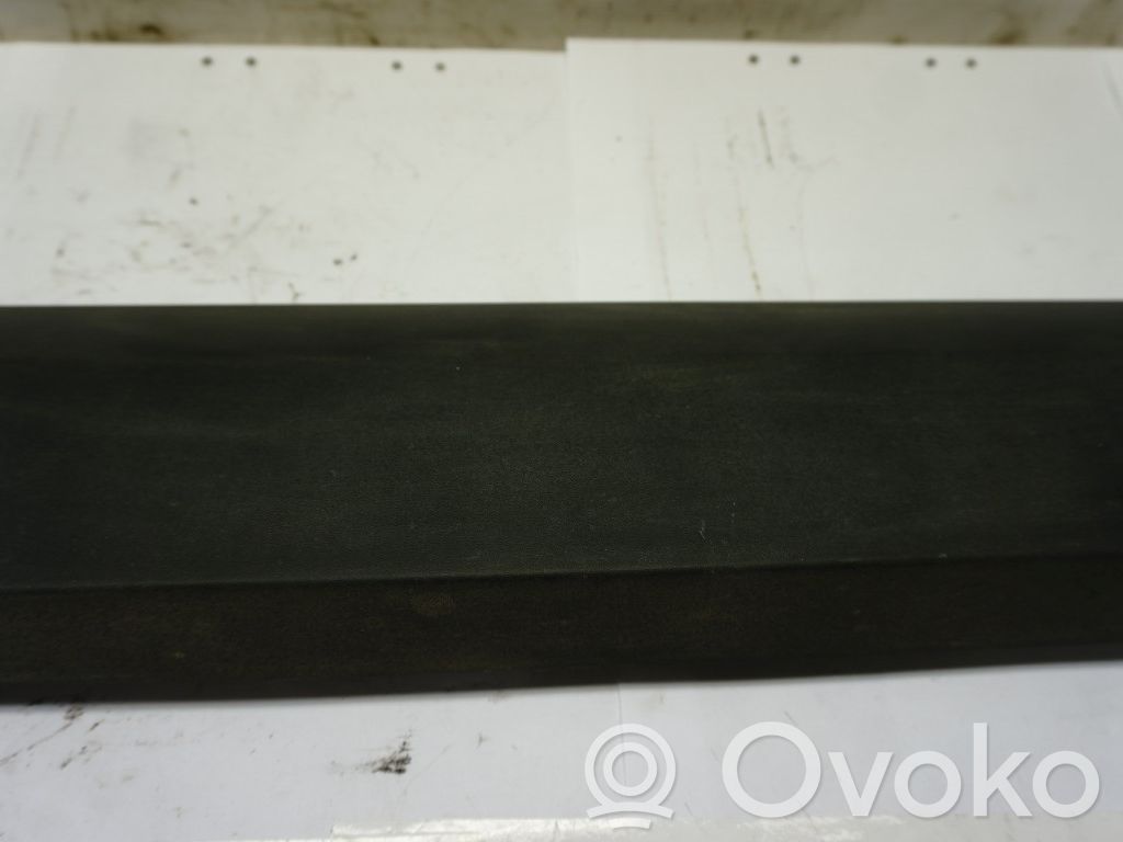 Renault Express Rivestimento portiera posteriore (modanatura)