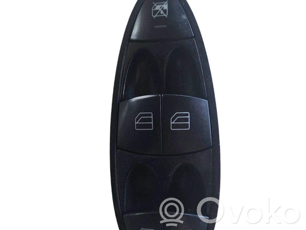 Mercedes-Benz E W211 Electric window control switch 