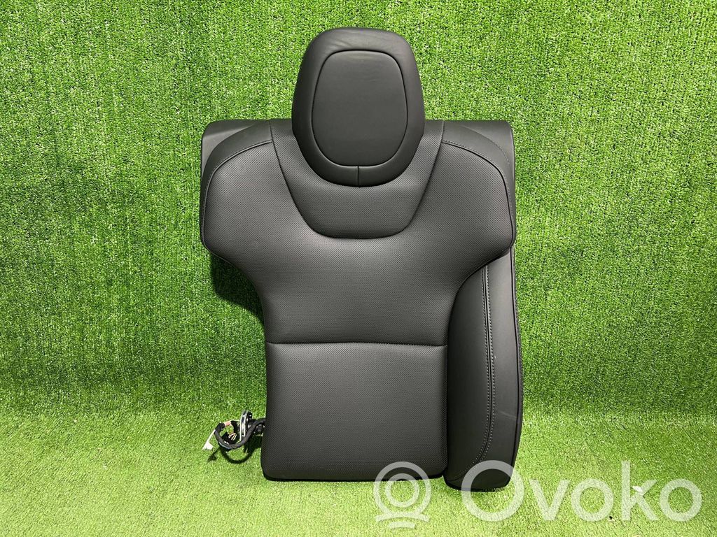 Asiento trasero   158880200C