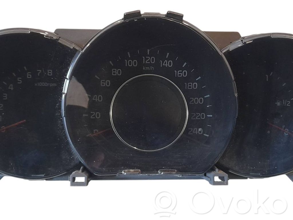 KIA Ceed Geschwindigkeitsmesser Cockpit 