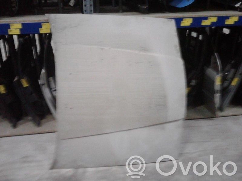 Couvercle, capot moteur