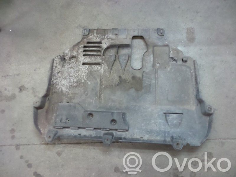 Volvo C70 Engine splash shield/under tray 