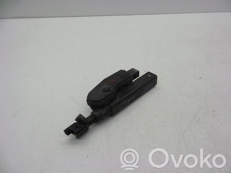 Volvo XC60 Dysza spryskiwacza lampy przedniej 