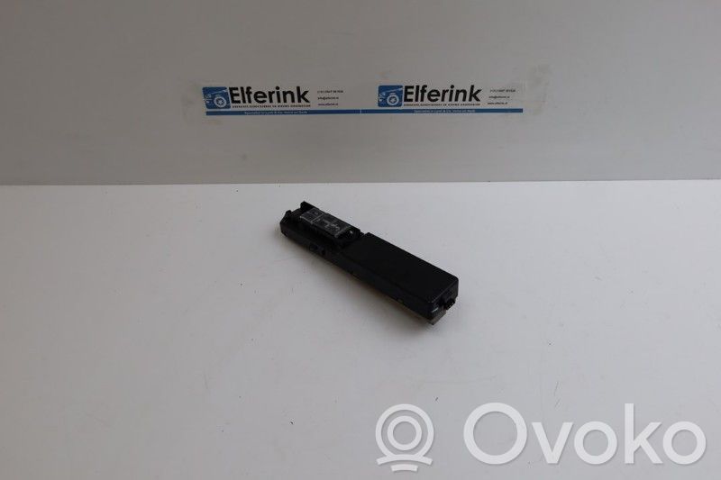 Electric window control switch   12758546,12771986,12758533,12758546,12760459,12771986
