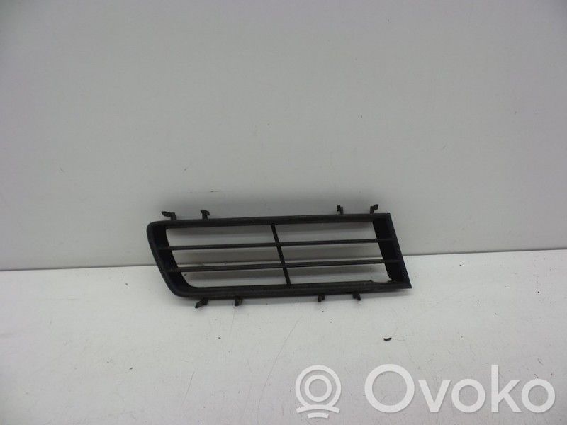 Front bumper corner part panel trim   4561064,4561064