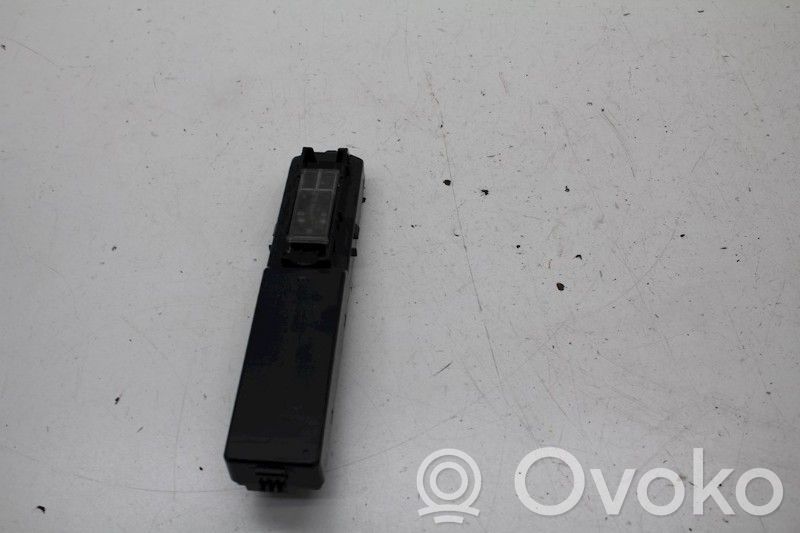 Electric window control switch   12758545,12771987,12758545,12771987