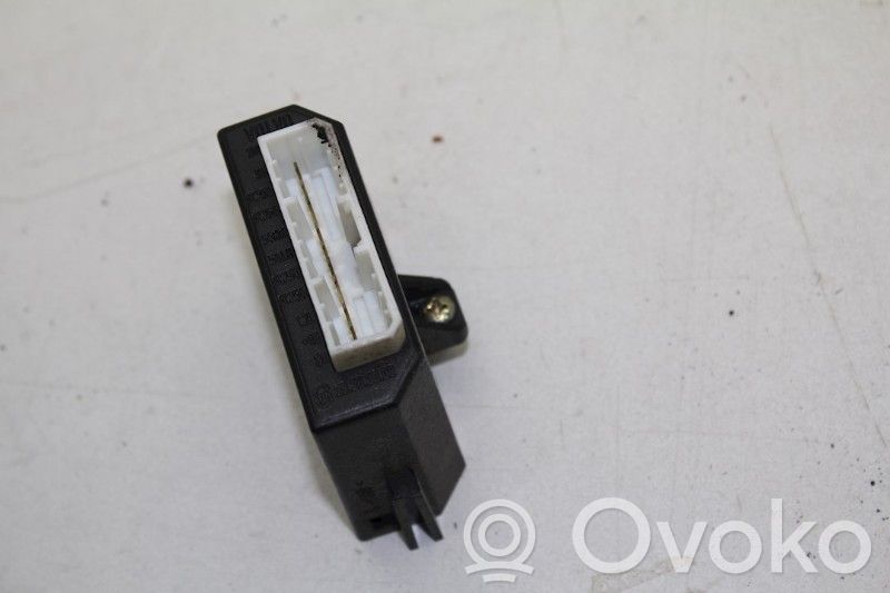 Volvo S40, V40 Muu rele 