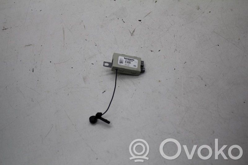 Antenos stiprintuvas   30732030,30732030