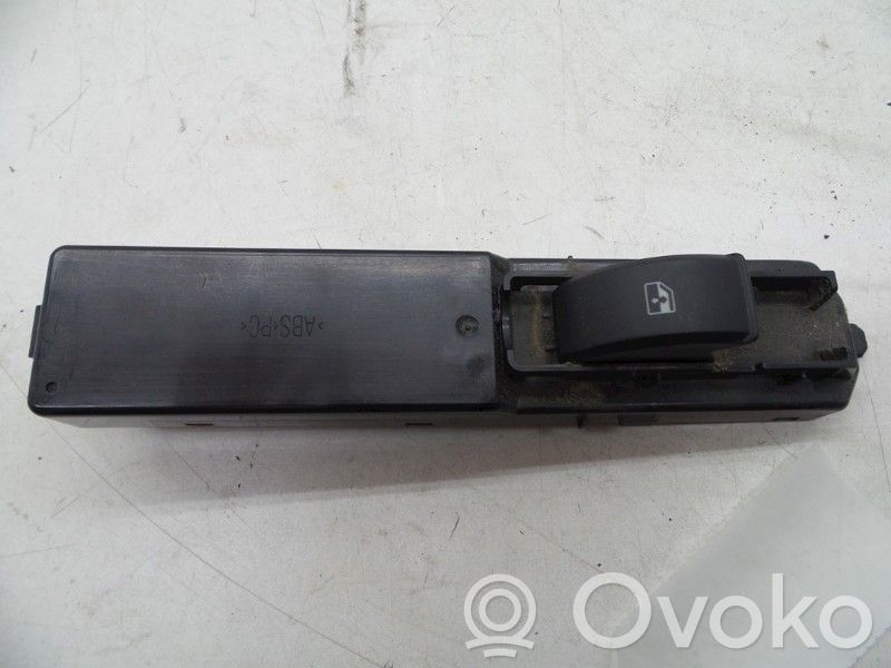 Electric window control switch   12800752,12799507,12799507,12800752