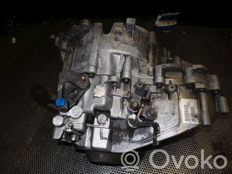 Volvo S60 Manualna 5-biegowa skrzynia biegów 