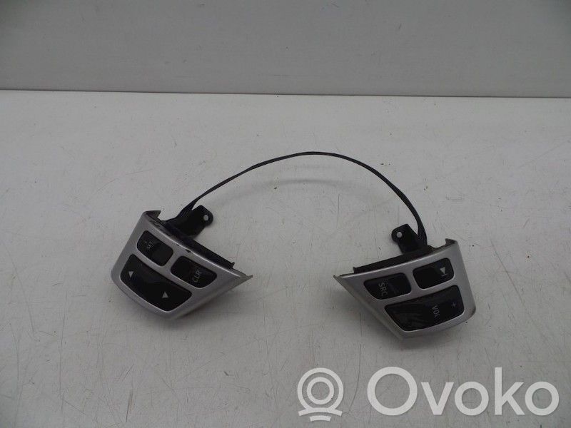 Saab 9-5 Boutons / interrupteurs volant 