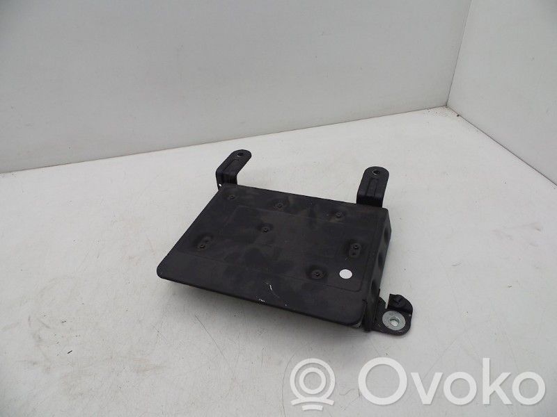 Volvo XC70 Wzmacniacz audio 