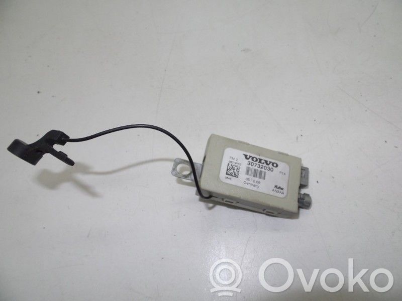Volvo C30 Amplificator antenă aeriană 