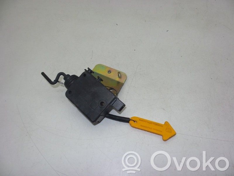 Saab 900 Fuel tank cap lock motor 