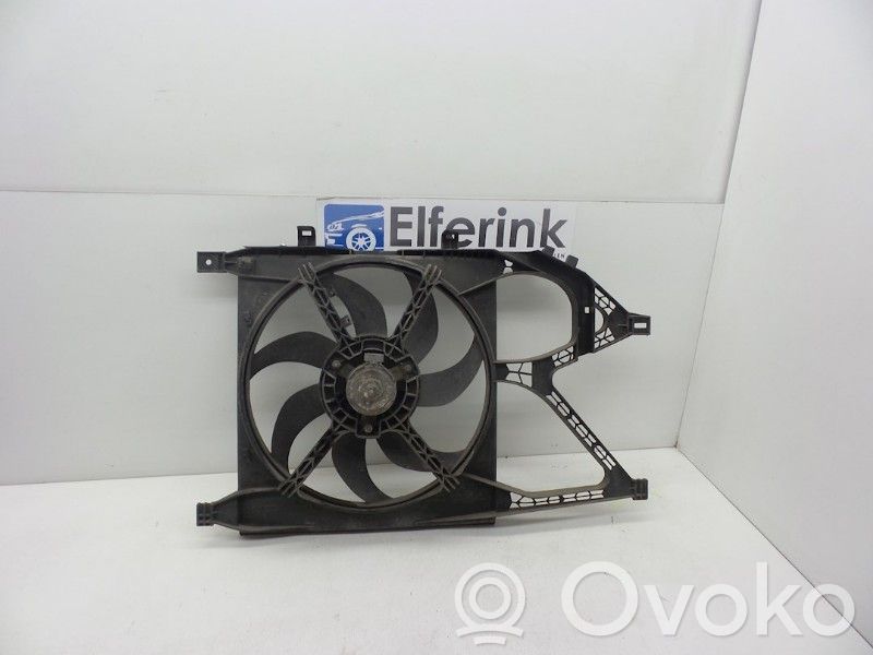 Opel Corsa C Ventilatoru komplekts 