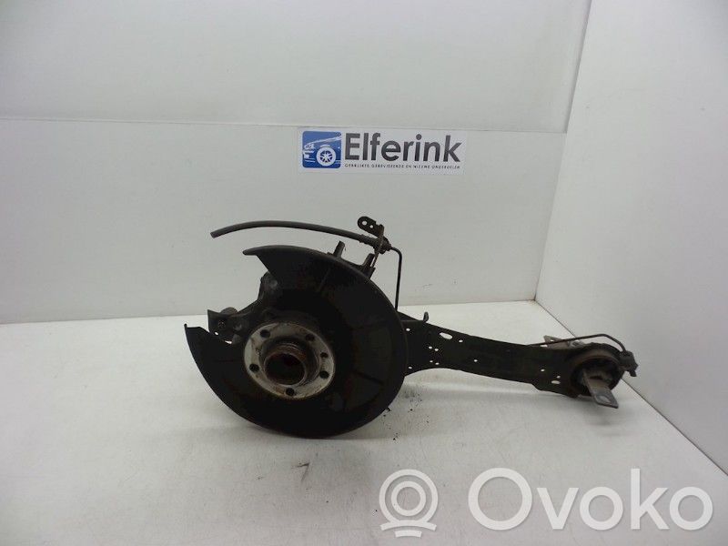 Volvo V60 Achsschenkel hinten 