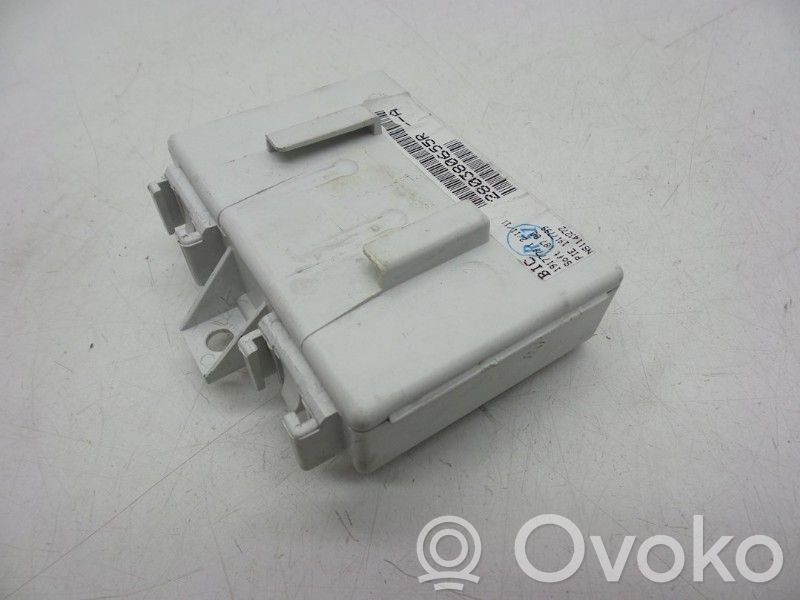 Opel Movano B Moduł / Sterownik GPS 