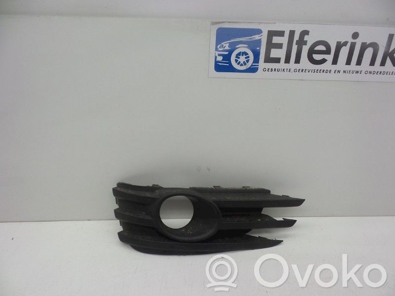 Opel Vectra C Grilă/ornament proiector ceață față 