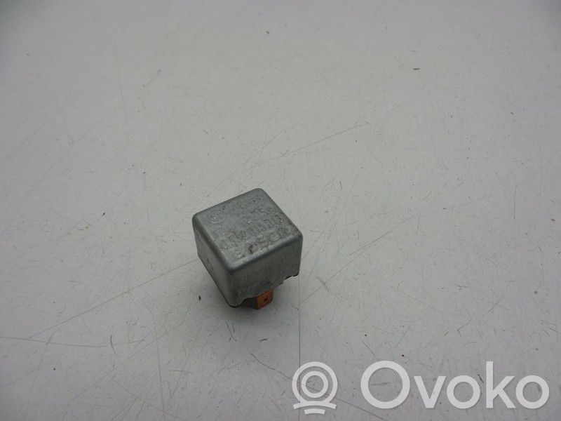 Saab 9000 CS Other relay 