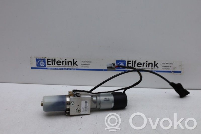 Volvo V70 Tailgate/trunk/boot lift motor 