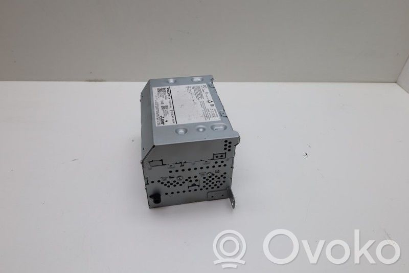 Volvo V60 Panel radia 